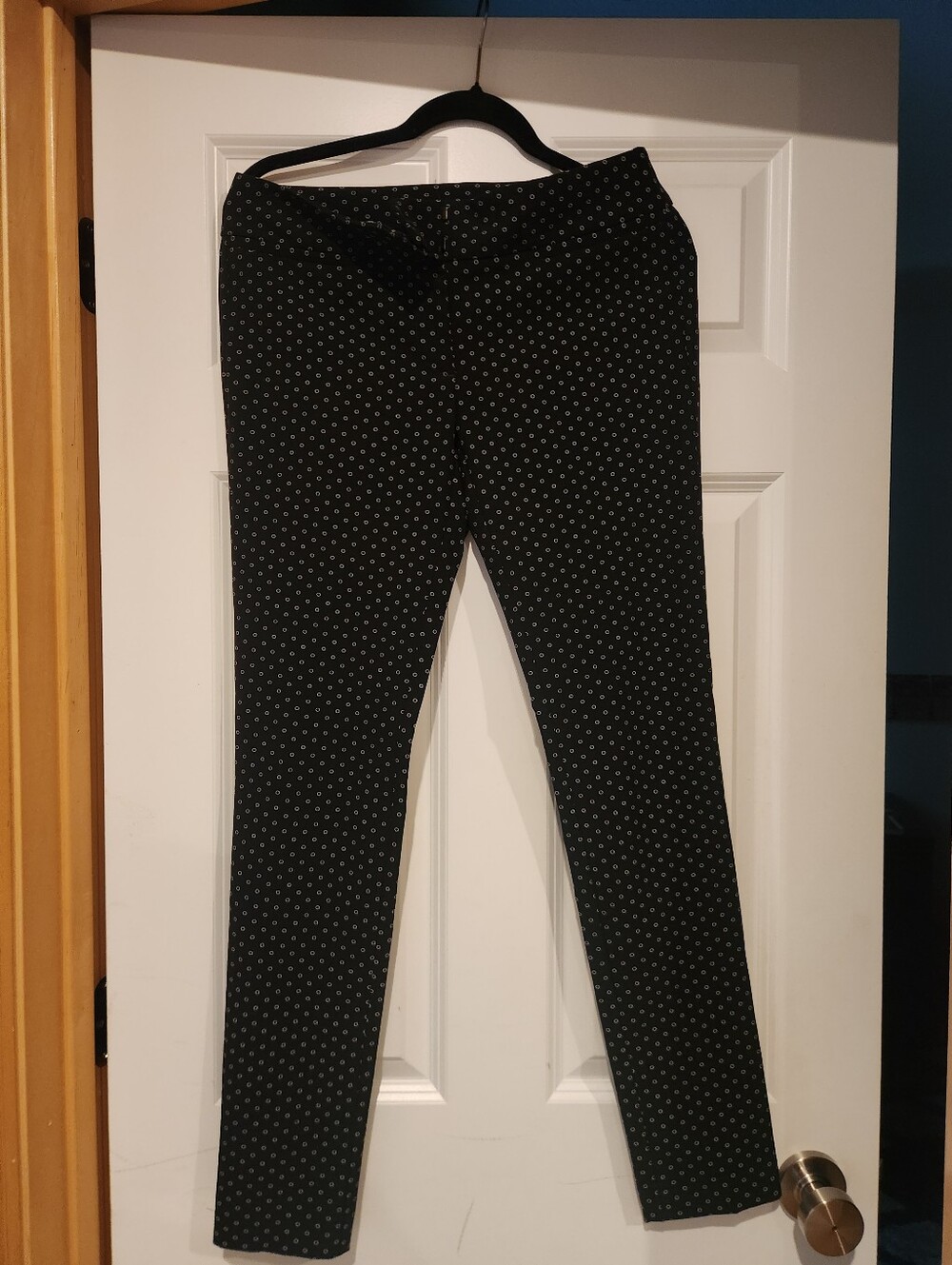 Ann Taylor Black Skinny Pants with White Dot Print